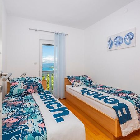 Apartments By The Sea Njivice, Krk - 5296 Exterior photo