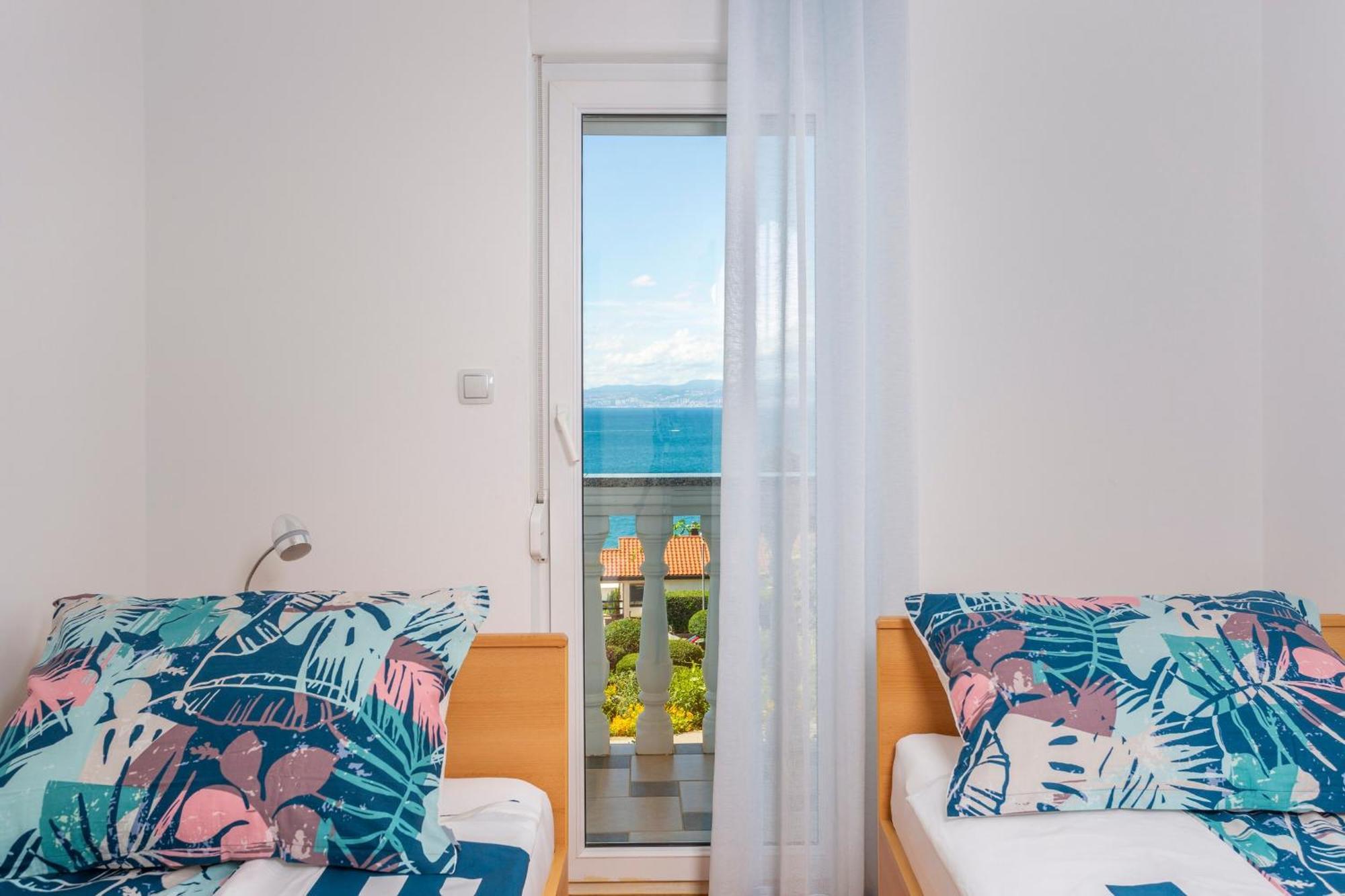 Apartments By The Sea Njivice, Krk - 5296 Room photo