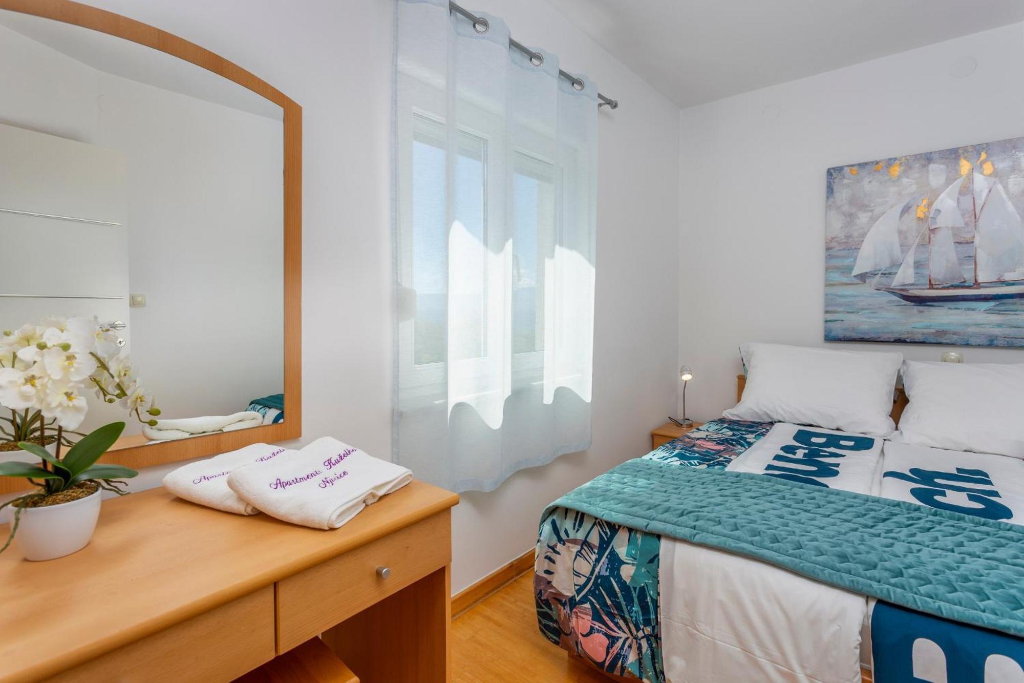 Apartments By The Sea Njivice, Krk - 5296 Room photo