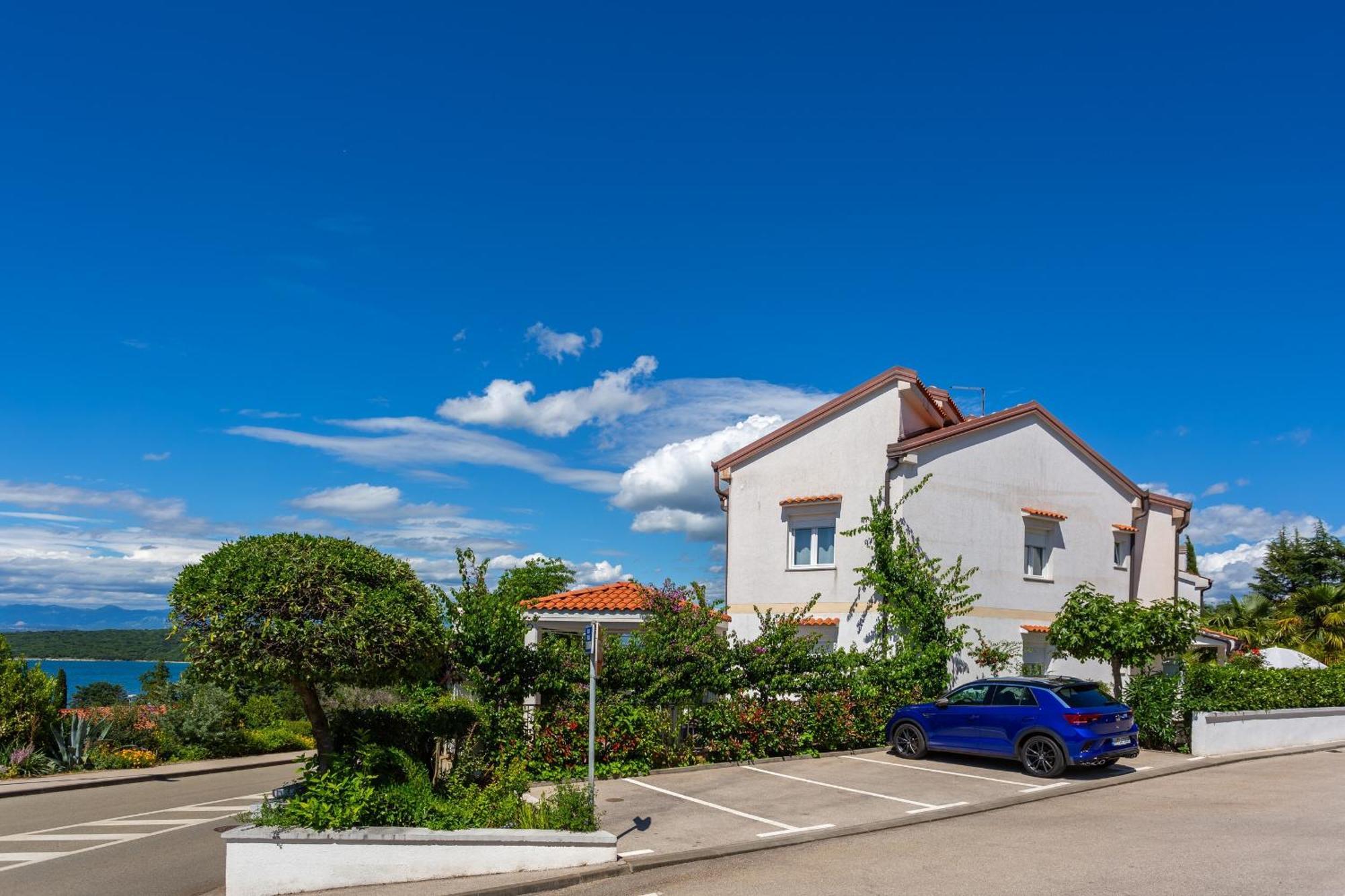 Apartments By The Sea Njivice, Krk - 5296 Exterior photo