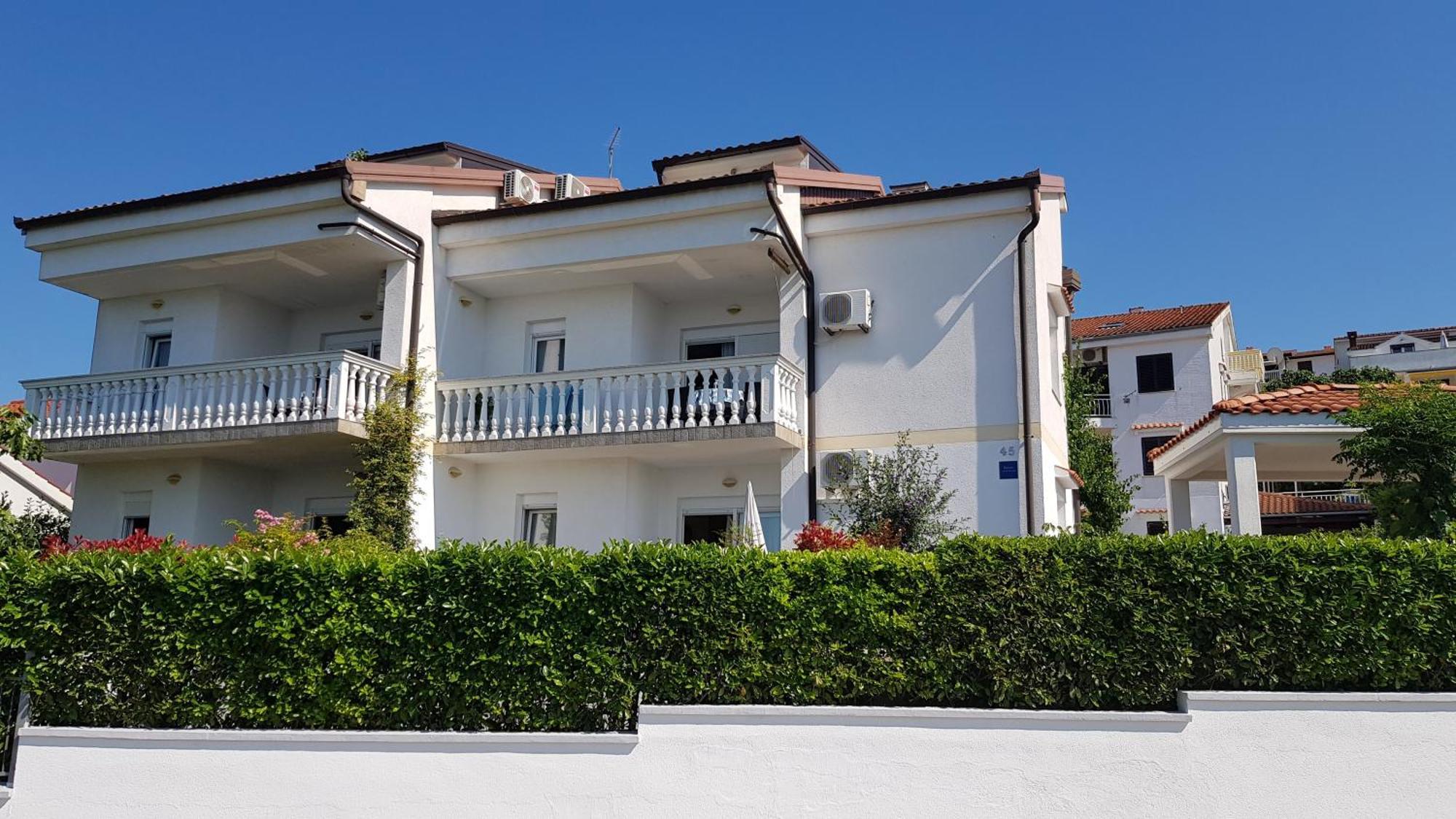 Apartments By The Sea Njivice, Krk - 5296 Exterior photo